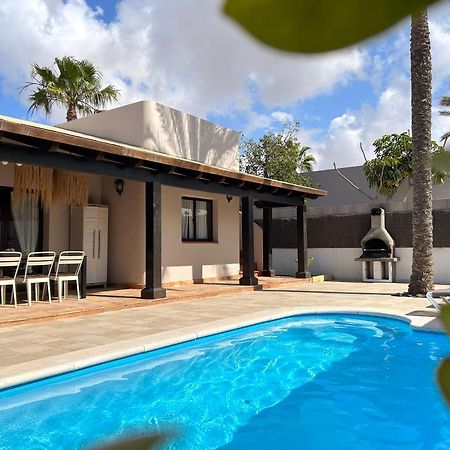 House Boho Palm With Private Heated Pool And Garden, 3 Bedrooms, Wi-Fi Corralejo Bagian luar foto