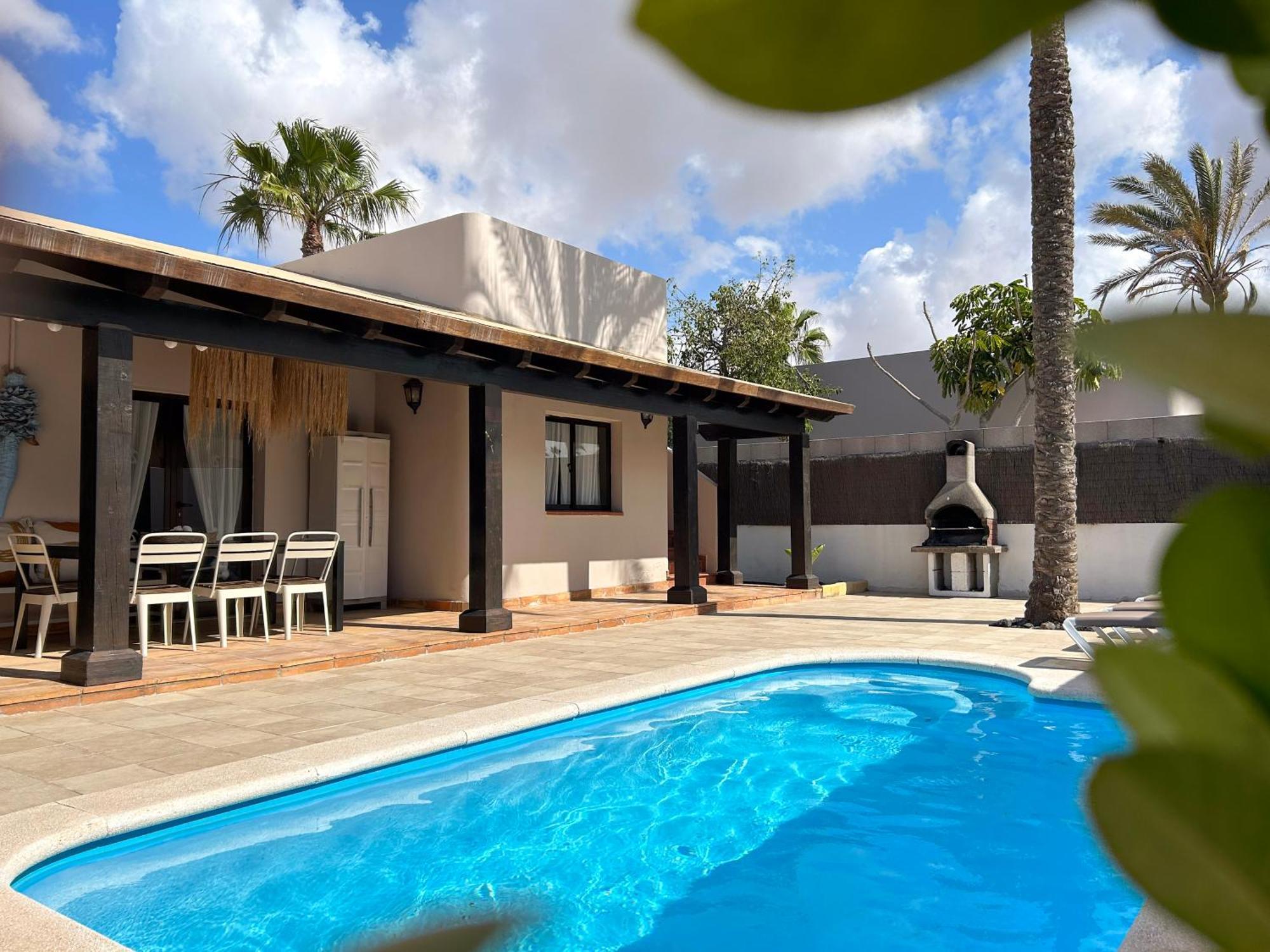 House Boho Palm With Private Heated Pool And Garden, 3 Bedrooms, Wi-Fi Corralejo Bagian luar foto
